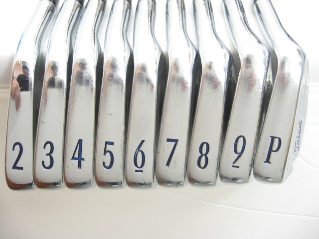 Titleist 695MB Forged 8 Iron with Steel Extra Stiff - Clubs