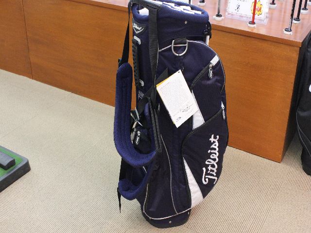 Titleist スタンド式ゴルフバッグ ネイビー Amazon | タイトリスト TITLEIST キャディバッグ Players 4