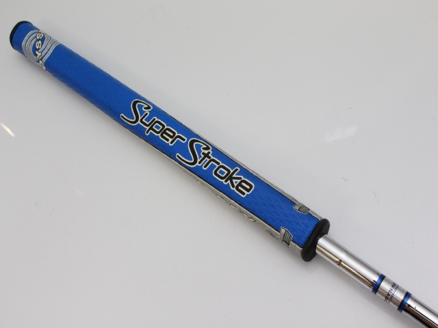 Putter Odyssey WORKS CRUISER 2-BALL FANG 34,5" - Acier, Grip Super Stroke - Occasion