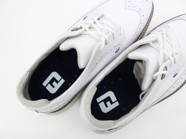 Traditions Shield Tip 57910 White 9.0W 