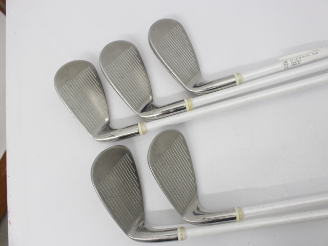 ヨネックス(YONEX) Fiore 2016